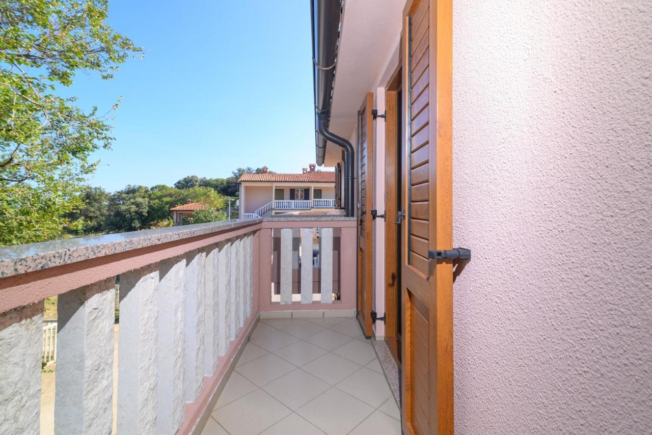 Apartments By The Sea Duga Luka - Prtlog, Labin - 2335 מראה חיצוני תמונה